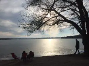 Mehr über den Artikel erfahren Lyrik am See – Ausflug zum Wörthsee