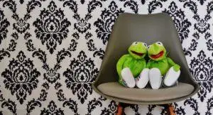 Mehr über den Artikel erfahren Wir haben ein Baby! Und Freunde? Die Top 12 Freundestypen (nach der Geburt)