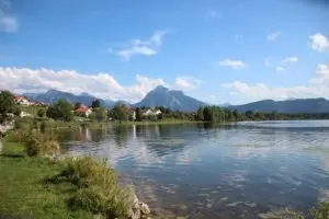 Hopfen-am-See-Kinder_Hopfensee_Allgäu-Familienurlaub