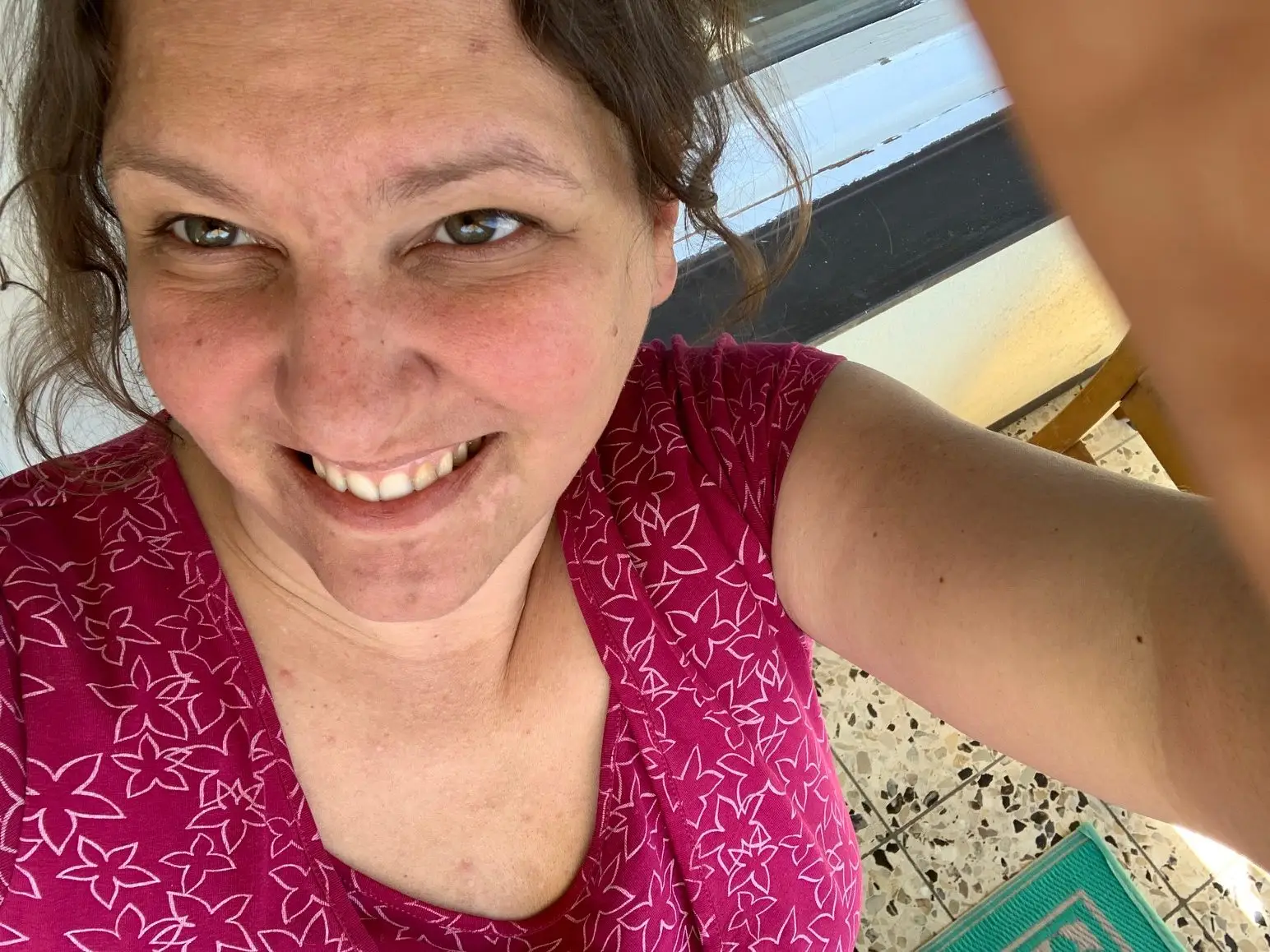 Mehr über den Artikel erfahren Außenstelle Balkon – fast wie Urlaub: Mit Bibi, Baby & Baulärm [Familiengedöns in Krisenzeiten 4]