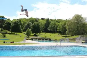 baden-in-augsburg_baden-kinder-augsburg_schwimmen-augsburg