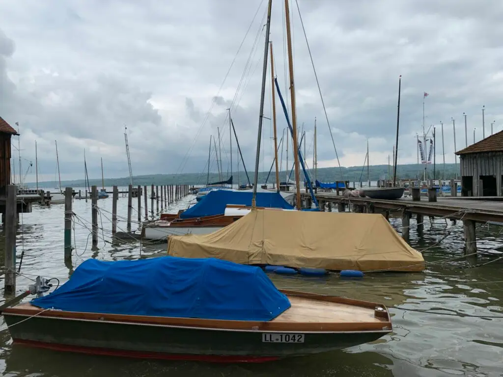 ammersee-kinder-ausflug_boote-ammersee-dießen